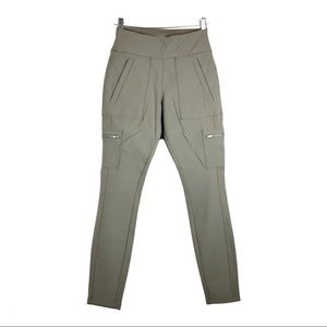 Athleta Headlands Hybrid Cargo Tight Light Gray